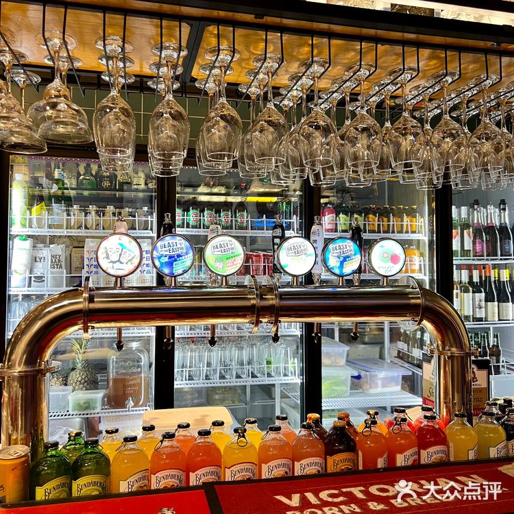 静安寺澳洲餐厅 第一次吃🦌Lu肉汉堡