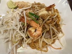 -两兄弟Song Pee Nong(2号店)