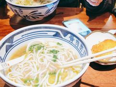 -鑫花溪牛肉米粉(东环大润发店)