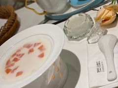 -燕庭·纯燕窝·甜品下午茶(南京西路店)