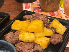 制霸凤梨牛肋条-肉仓焼肉バー(烟台山店)