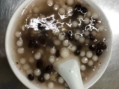 -芳婆糕团店(王府大街店)