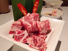 -洋房火锅(上海新天地南北里店)