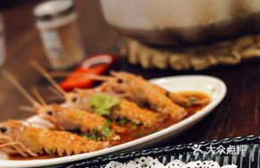 Steamed Fresh Sea Shrimp in Wine