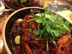-鲁小三·大骨自助(金山总店)