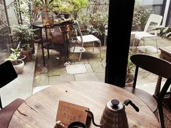靠窗位-大井咖啡店(大井巷店)