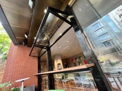 -潮一不贰·法式甜品·生日蛋糕·西式简餐(外滩店)