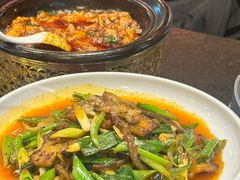 -万重锦·人文川菜馆(骡马市店)