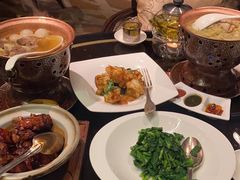 拍蒜油渣炒芥兰苗-北京四季酒店·采逸轩