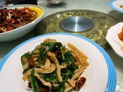 -鑫巴蜀小镇 · 水煮鱼专研店(玉桥店)