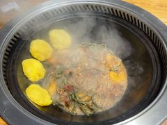 -锅老头海鲜铁锅炖