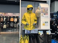 -迪卡侬(越秀公园店)