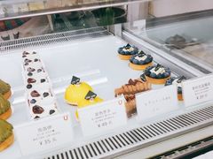 -UNI UNI(环亚凯瑟琳店)