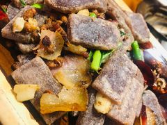 -亮欢寨酸汤鱼(沙冲路店)