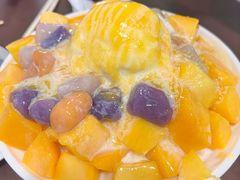 芒果芋圆牛奶绵绵冰-水牛奶皇后糖水铺(深圳总店)