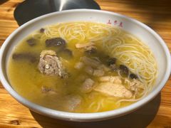 -文山荷鲜居(翠湖店)