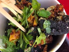 -黑色经典臭豆腐·湖南特产(步行街店)