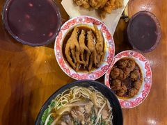 三鲜肉丸子汤面-爆炸头阿姨小四川正宗川味小吃(无任何分店)