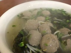 牛肉丸汤-老彬专工蚝烙糕粿