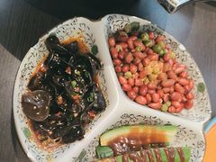 -川流不息·地道川菜·小龙虾(松东路店)