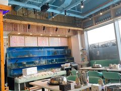 大堂-日进一片海.生腌海鲜火锅.宵夜烧烤(三里屯总店)
