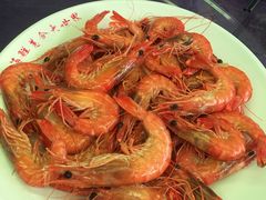 -三亚新鸿港水果一级批发市场