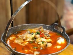 -老滇山寨•云南特色菜•地方菜•民族风情歌舞表演(金碧店)