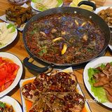 昆明🐟不能没吃过美味的老坛酸菜鱼苗火锅