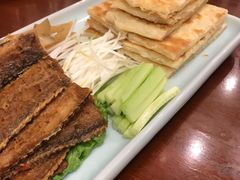 干炸小黄鱼-北平小馆·烤鸭·家常菜(磨房北里店)