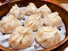 -馋三尺蟹粉小笼(人民广场店)