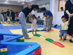 -蒙蒙狮蒙台梭利儿童之家