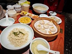 -裕兴记•蟹黄面馆(人民广场店)