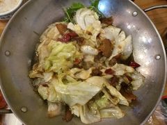 -鲁小三·大骨自助(金山总店)