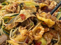 -周良天山牛杂城(天山路总店)
