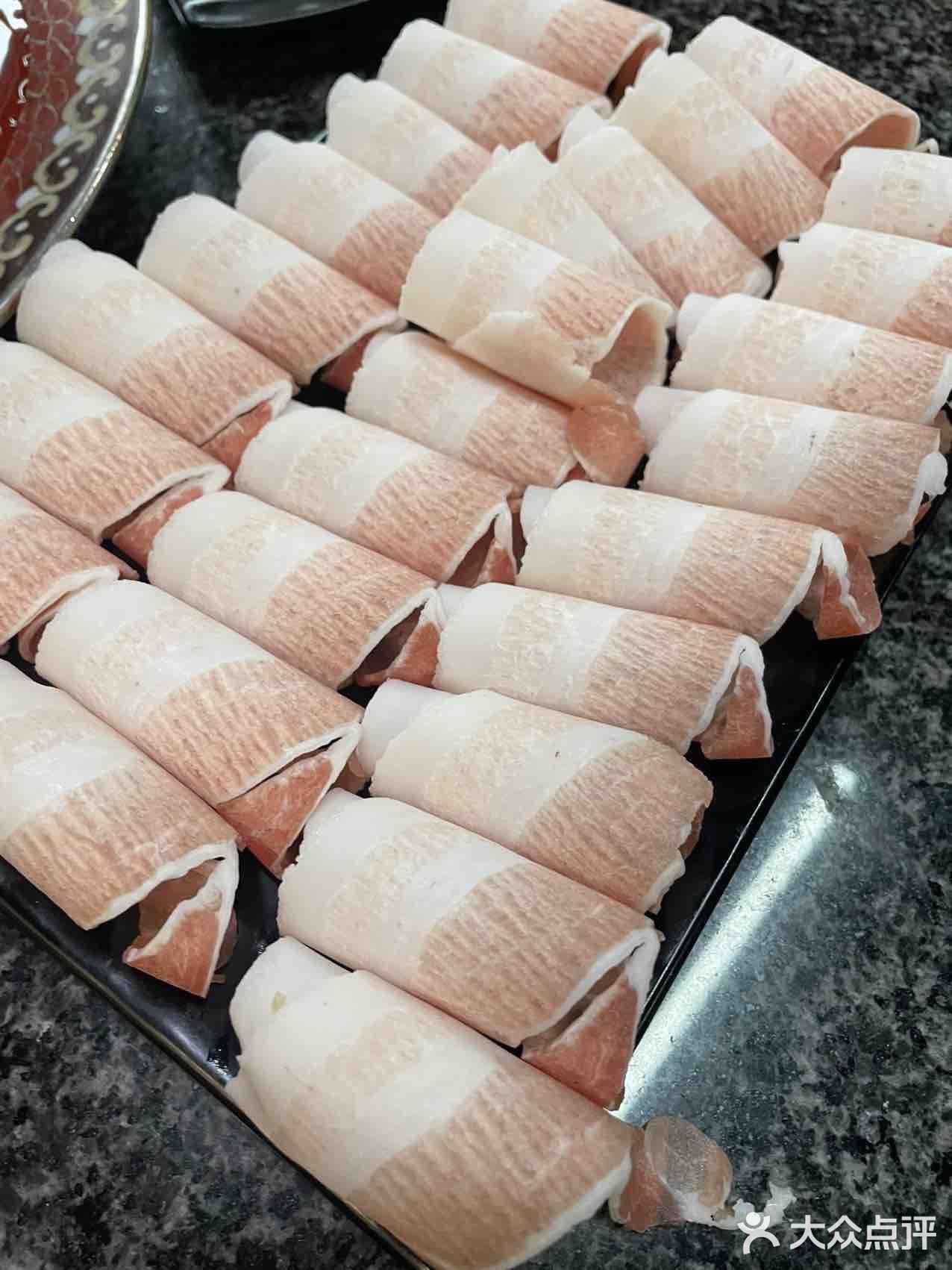 木炭火锅[调皮]吃火锅太治愈心情了
