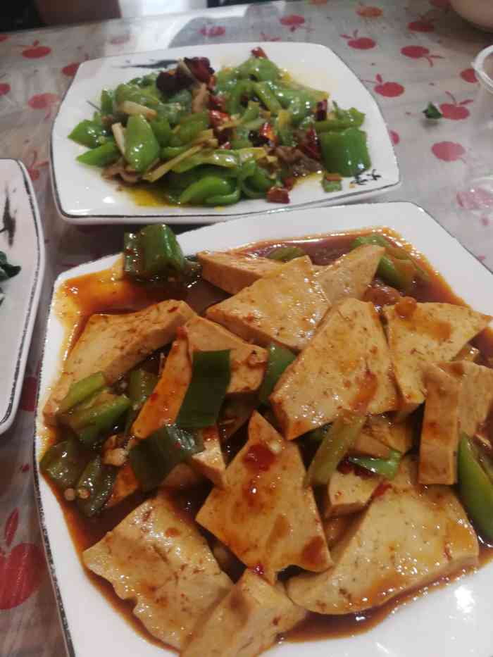 铁炉油馍总店-"我妈好吃油馍这一口,家里也常做油馍,烫面.