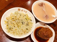 美味菜饭-老半斋(福州路店)