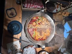 -湊湊火锅·茶憩(南京东路悦荟店)