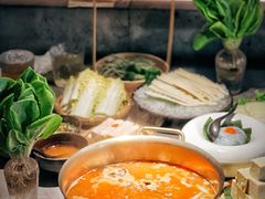 -罗勒家·养生火锅· Bistro(大望路店)