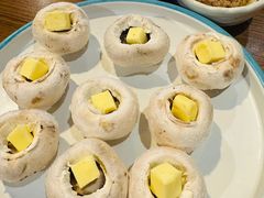 黄油白蘑菇-炼火烤肉店
