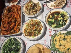 -三妹小龙虾·黄油蟹(华侨城总店)