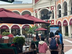 -佛罗伦萨小镇广佛名品奥特莱斯(疏港路店)