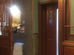 门面-严记小天府酸菜鱼(西四路店)