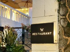 -Mark&Mars Restaurant