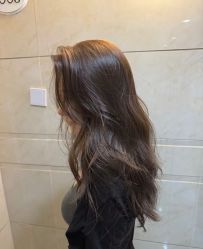 -BULB STUDIO 巴柏明星发型工作室