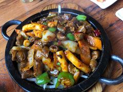 铁板牛肠-百年石锅饭·朝鲜族传统民餐