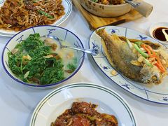 -明本湛江鸡•海鲜小厨(陈家祠店)