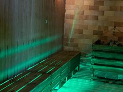 -新偶像健康汇•水疗SPA•豪华自助餐(世界城店)