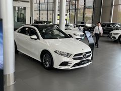 -宁波之星奔驰4S店(海曙店)