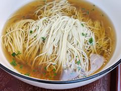 -百年老字号·观振兴蟹黄面·三虾面·苏式面(观前街富仁坊巷店)